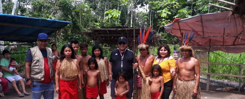 Visita los pueblos indígenas del Amazonas